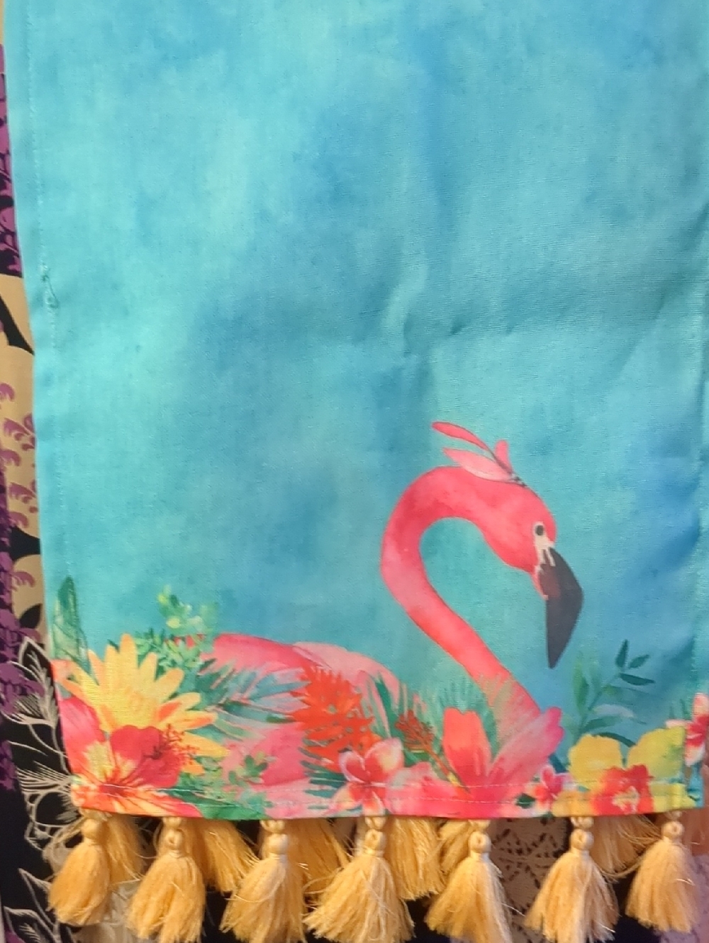 🦩Turquoise Flamingo Tassel Table Runner
